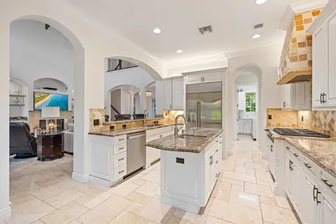 $2,350,000 | 107 Nativa Circle, North Palm Beach, FL 33410