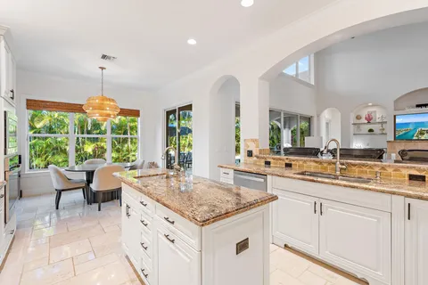 $2,350,000 | 107 Nativa Circle, North Palm Beach, FL 33410