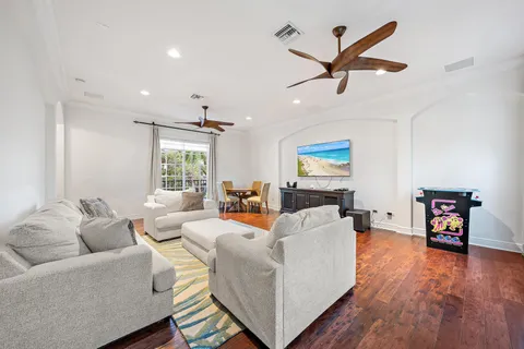 $2,350,000 | 107 Nativa Circle, North Palm Beach, FL 33410