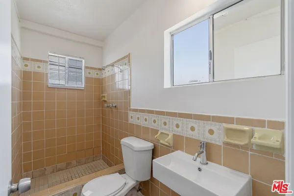 $1,248,000 | 945 North Ditman Avenue, Los Angeles, CA 90063