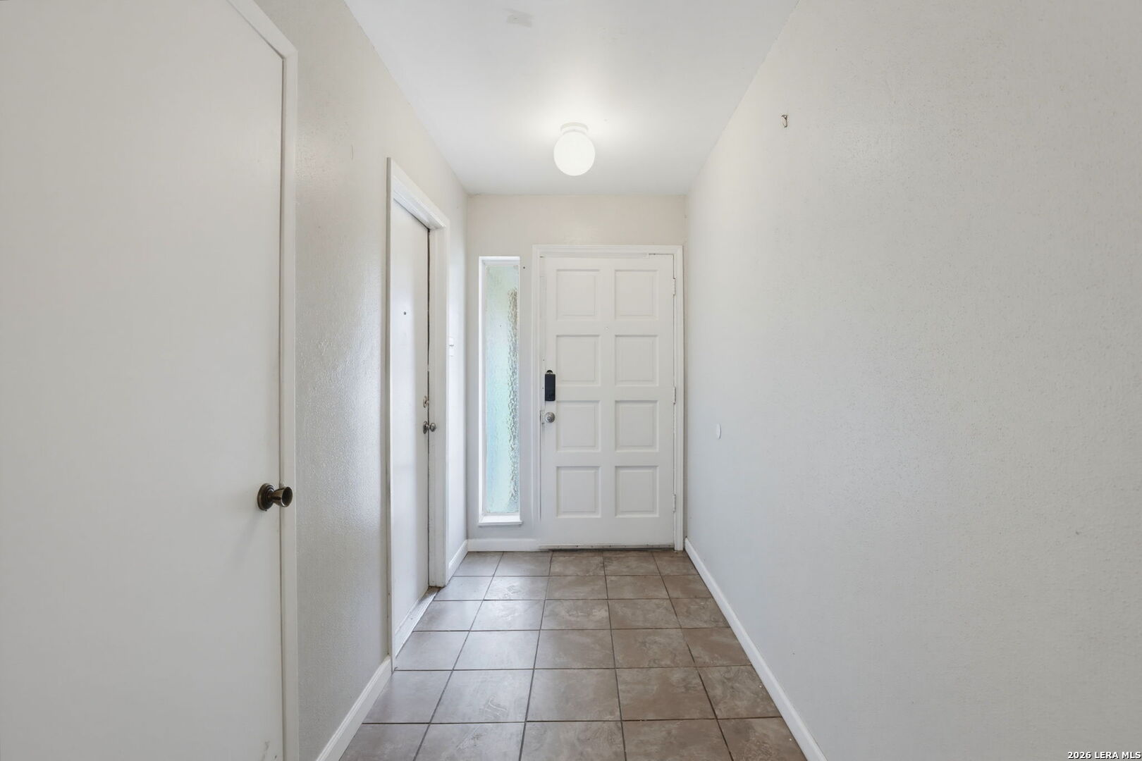 1502 Eichen Road New Braunfels, TX 78130 - Photo 3 of 27