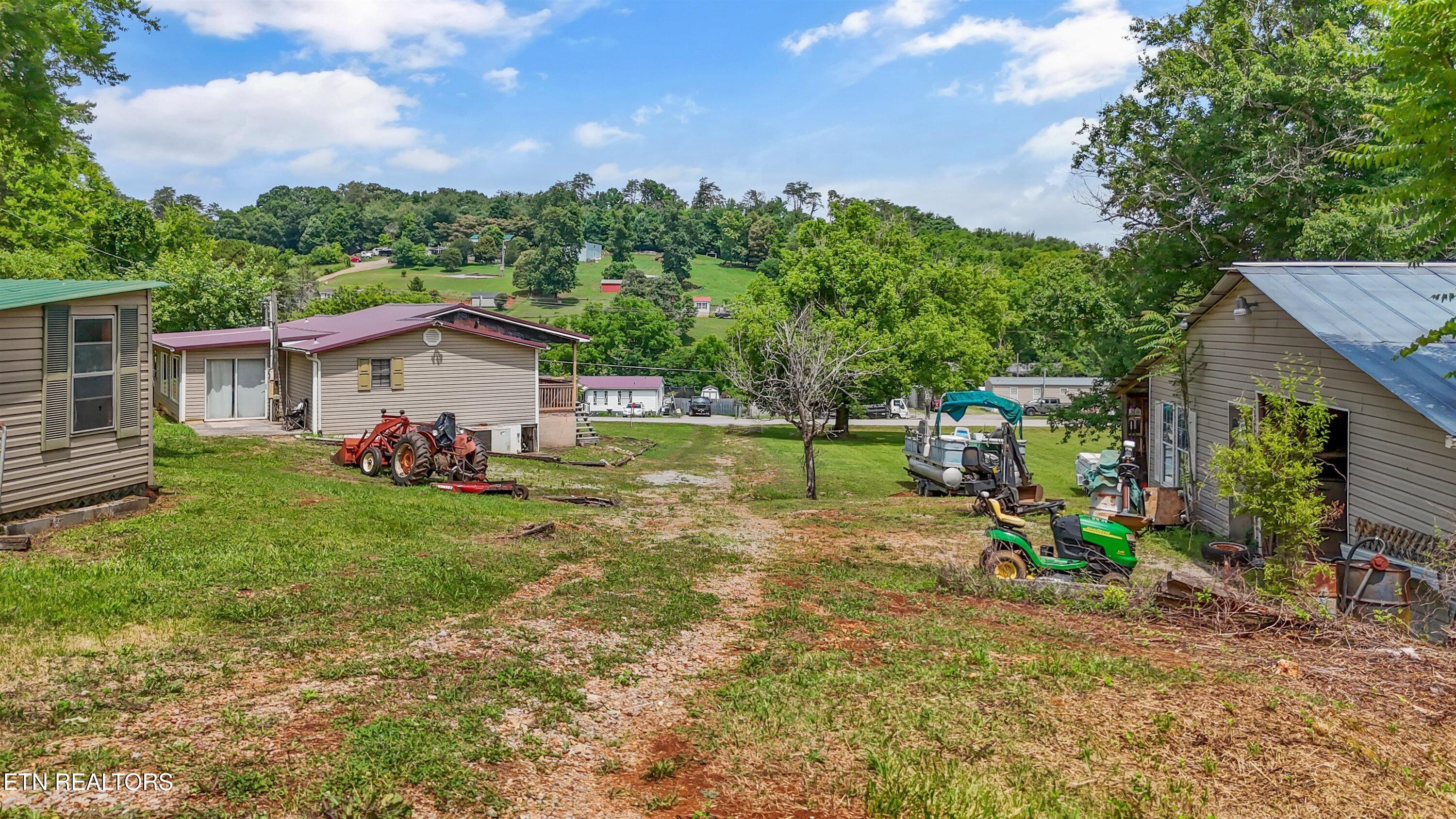 11066 Unitia Road Friendsville, TN 37737 - Photo 11 of 24 14-11066 Unitia Rd18
