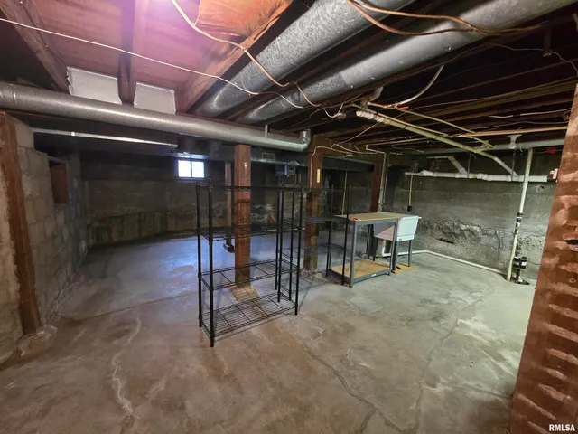 $259,000 | 502 Albers Street, Golden, IL 62339