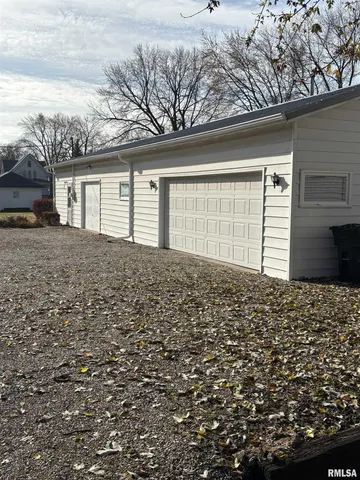 $259,000 | 502 Albers Street, Golden, IL 62339