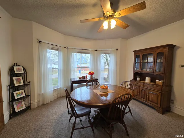 $259,000 | 502 Albers Street, Golden, IL 62339