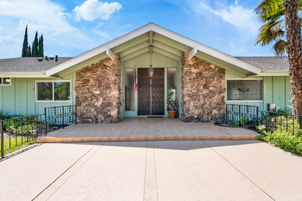 9827 Tunney Avenue, Northridge, CA 91324 Compass