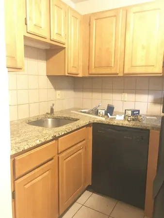 $1,450 | 49 Sumner Street, Unit 3, Stoughton, MA 02072