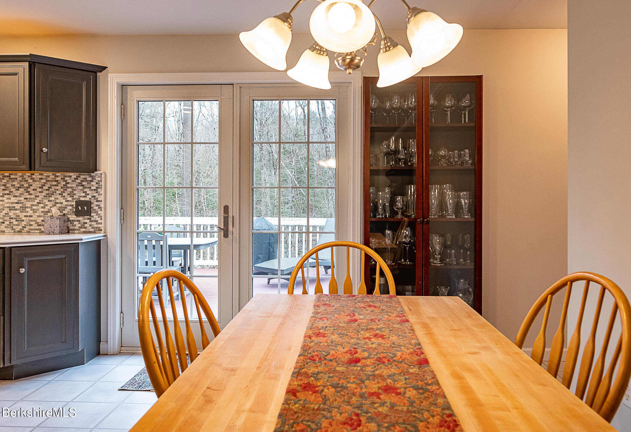 481 West Center Road Otis, MA 01253 - Photo 13 of 32 dining area