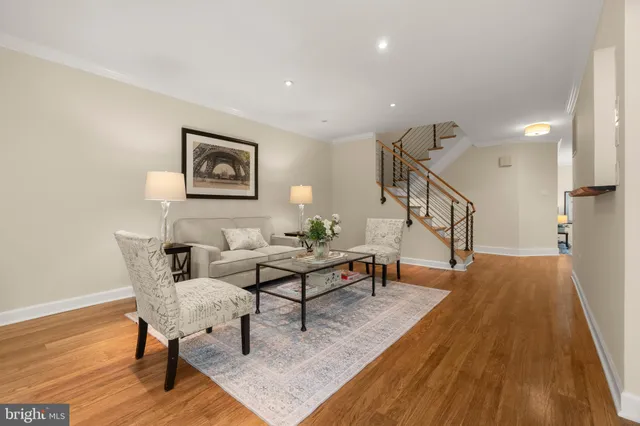 $4,500 | 6358 Brampton Court, Alexandria, VA 22312