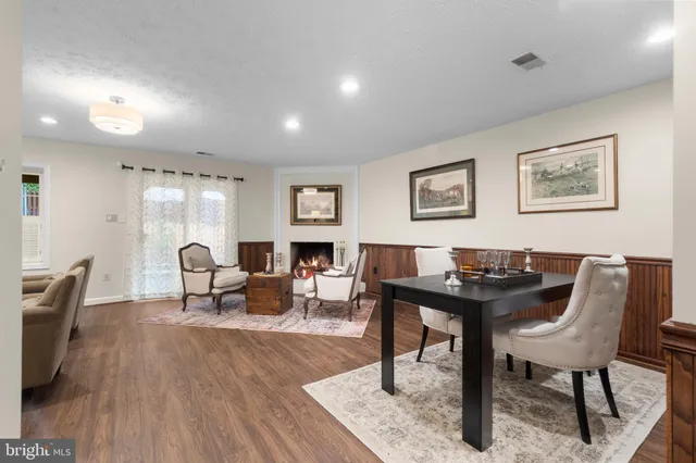 $4,500 | 6358 Brampton Court, Alexandria, VA 22312