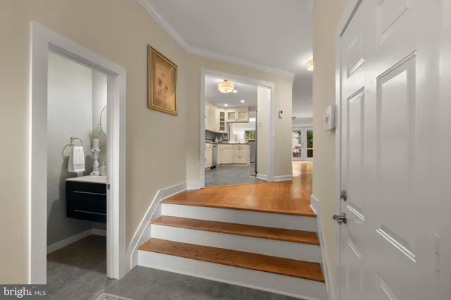 $4,500 | 6358 Brampton Court, Alexandria, VA 22312