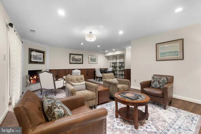 $4,500 | 6358 Brampton Court, Alexandria, VA 22312