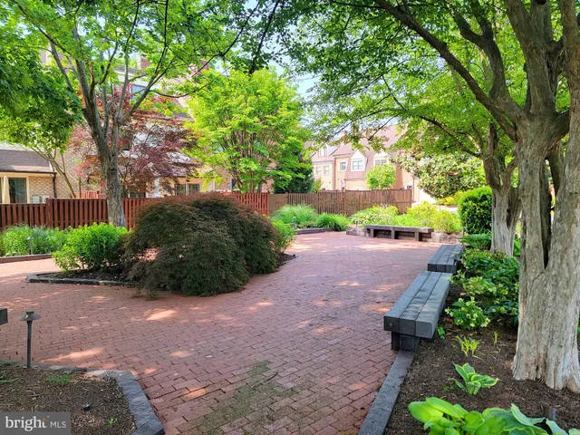 $4,500 | 6358 Brampton Court, Alexandria, VA 22312