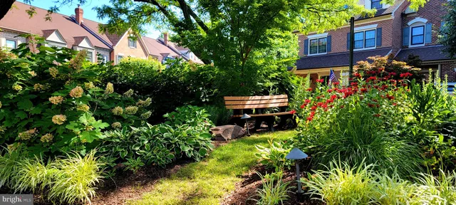 $4,500 | 6358 Brampton Court, Alexandria, VA 22312