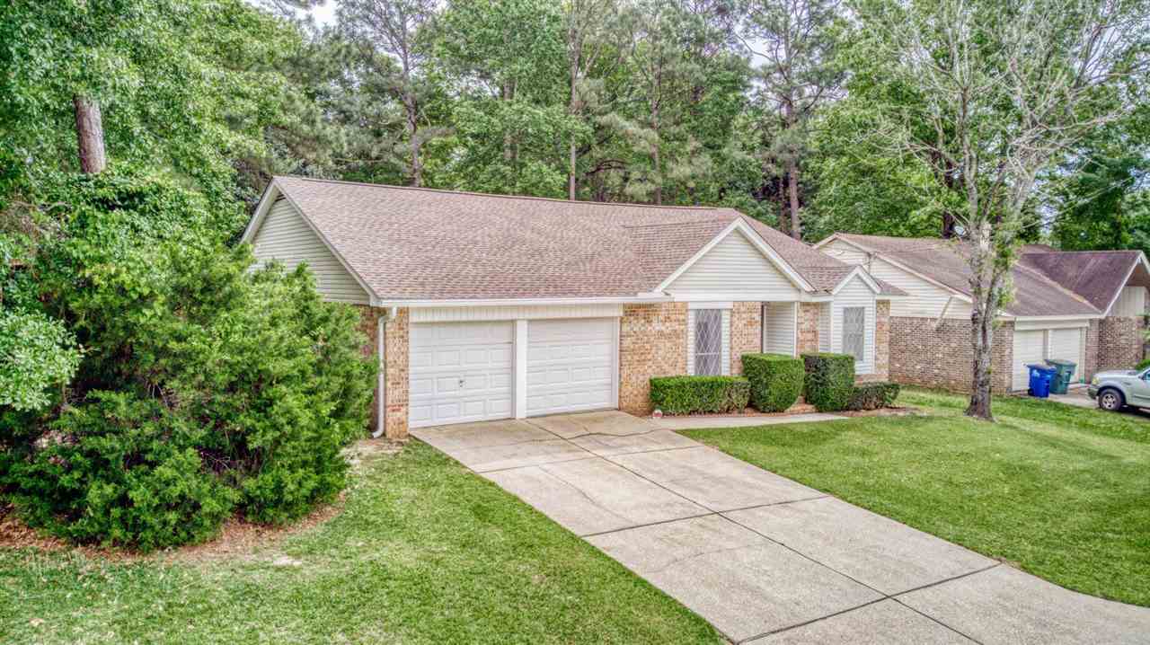 108 Lake Forest Boulevard Daphne, AL 36526 - Photo 2 of 21