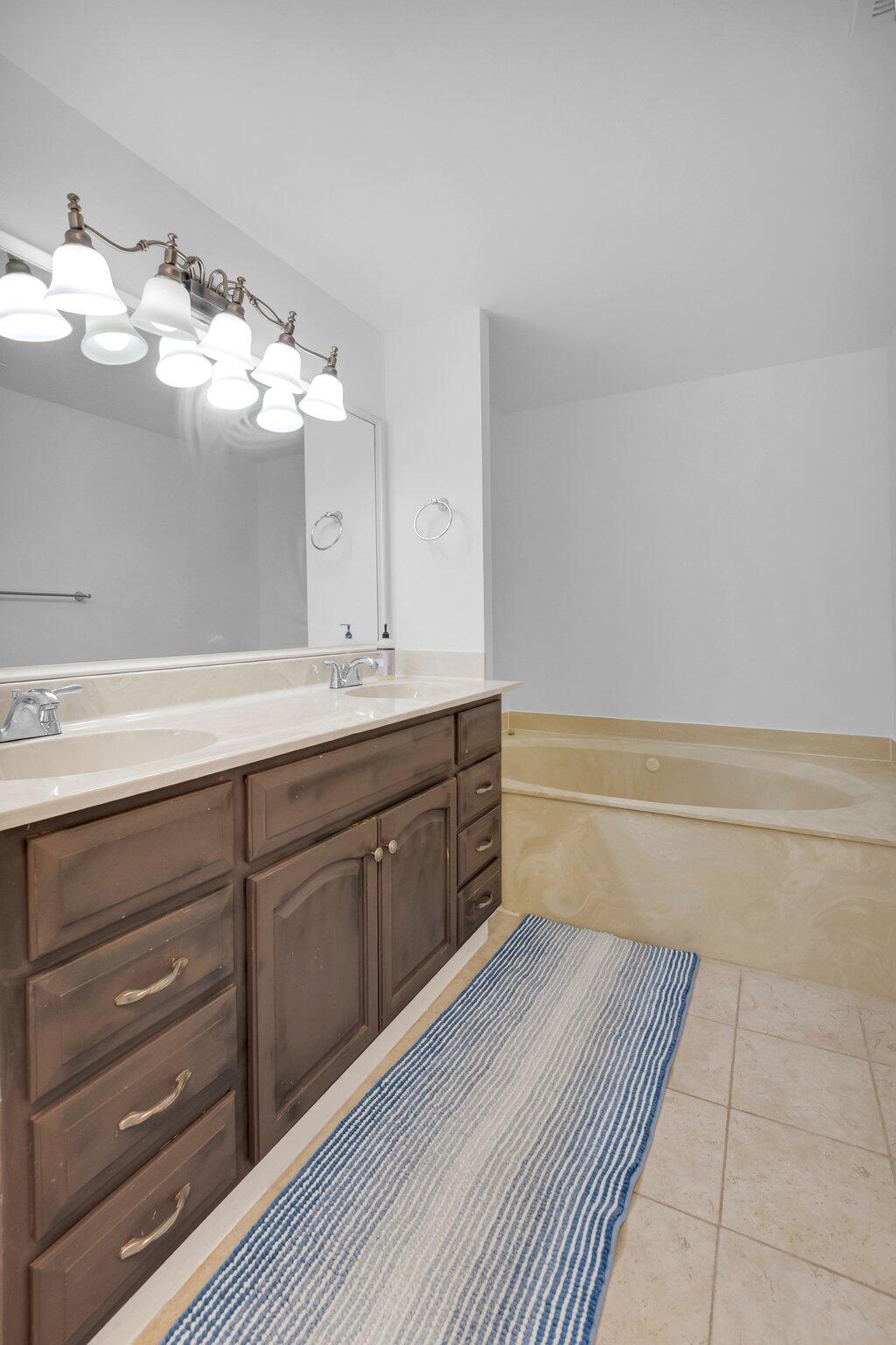 8543 Boca Rio Drive Boca Raton, FL 33433 - Photo 17 of 32 23-web-or-mls-DSC_0521