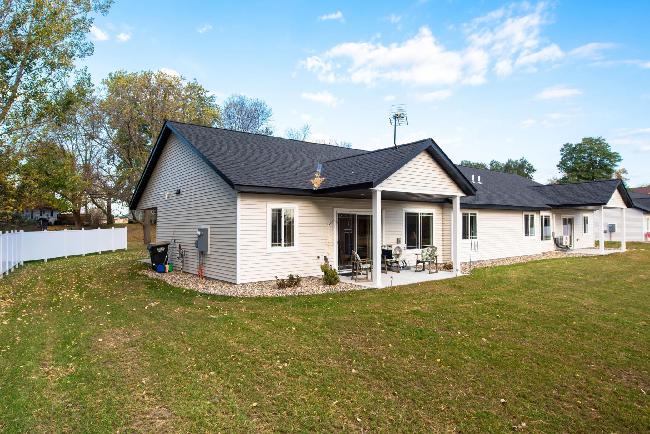 323 1/2 Fairgrounds Road, Unit 4 Alexandria, MN 56308 - Photo 17 of 22