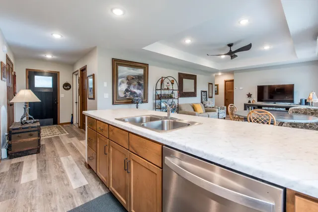 $269,900 | 323 1/2 Fairgrounds Road, Unit 4, Alexandria, MN 56308