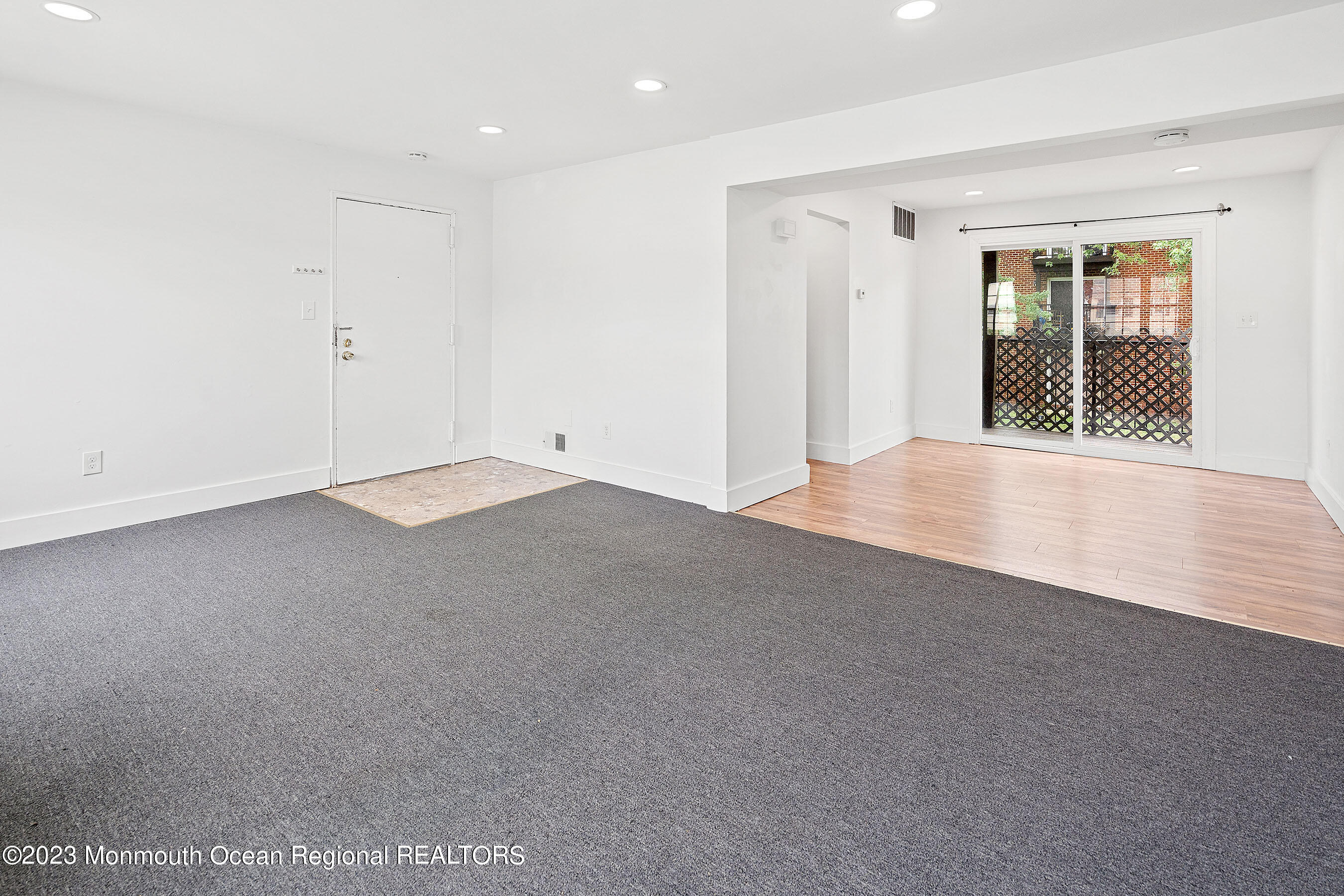 222 A Sawmill Road Brick, NJ 08724 - Photo 4 of 17 04-Living to Dining