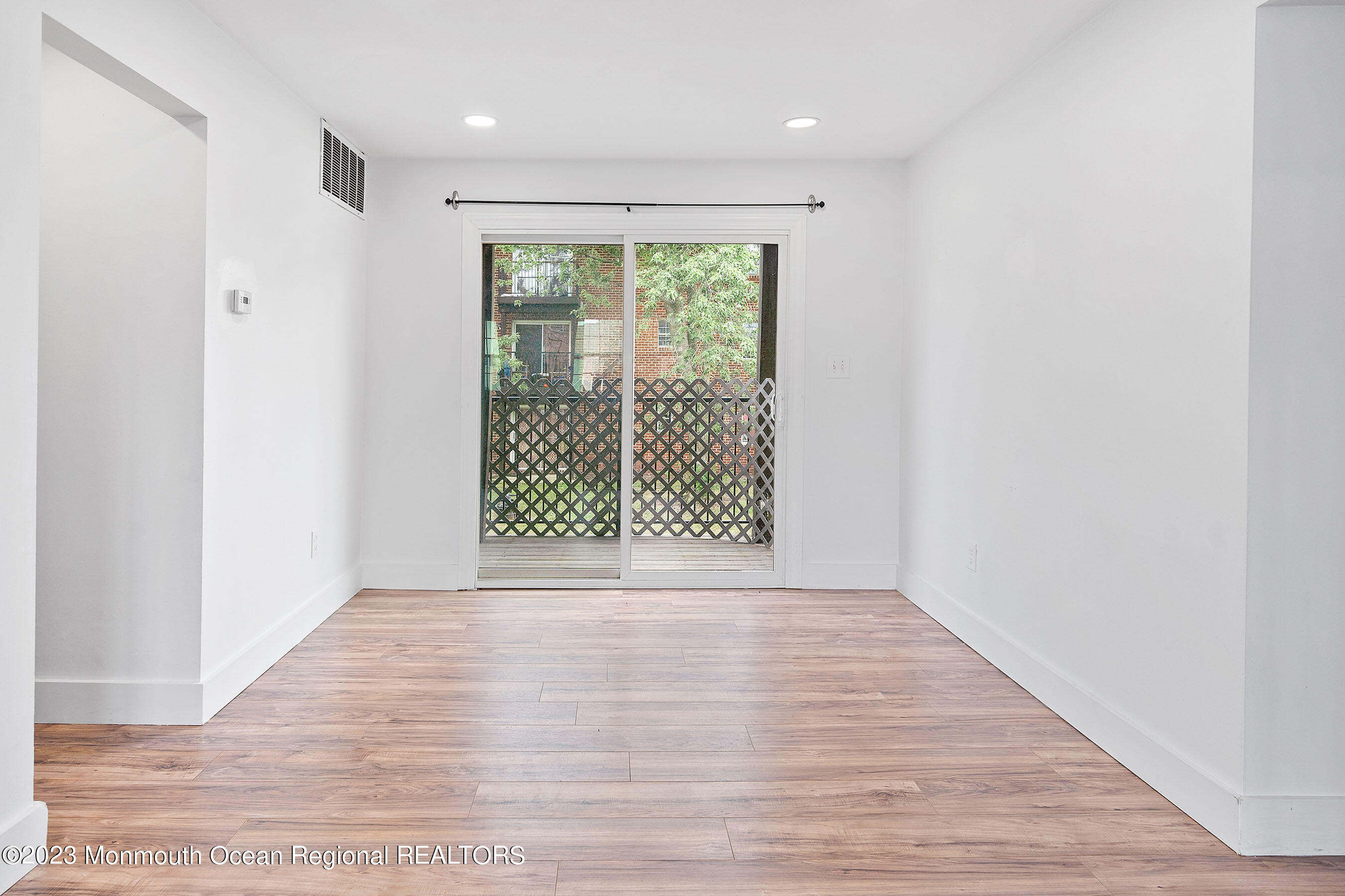 222 A Sawmill Road Brick, NJ 08724 - Photo 5 of 17 05-Dining