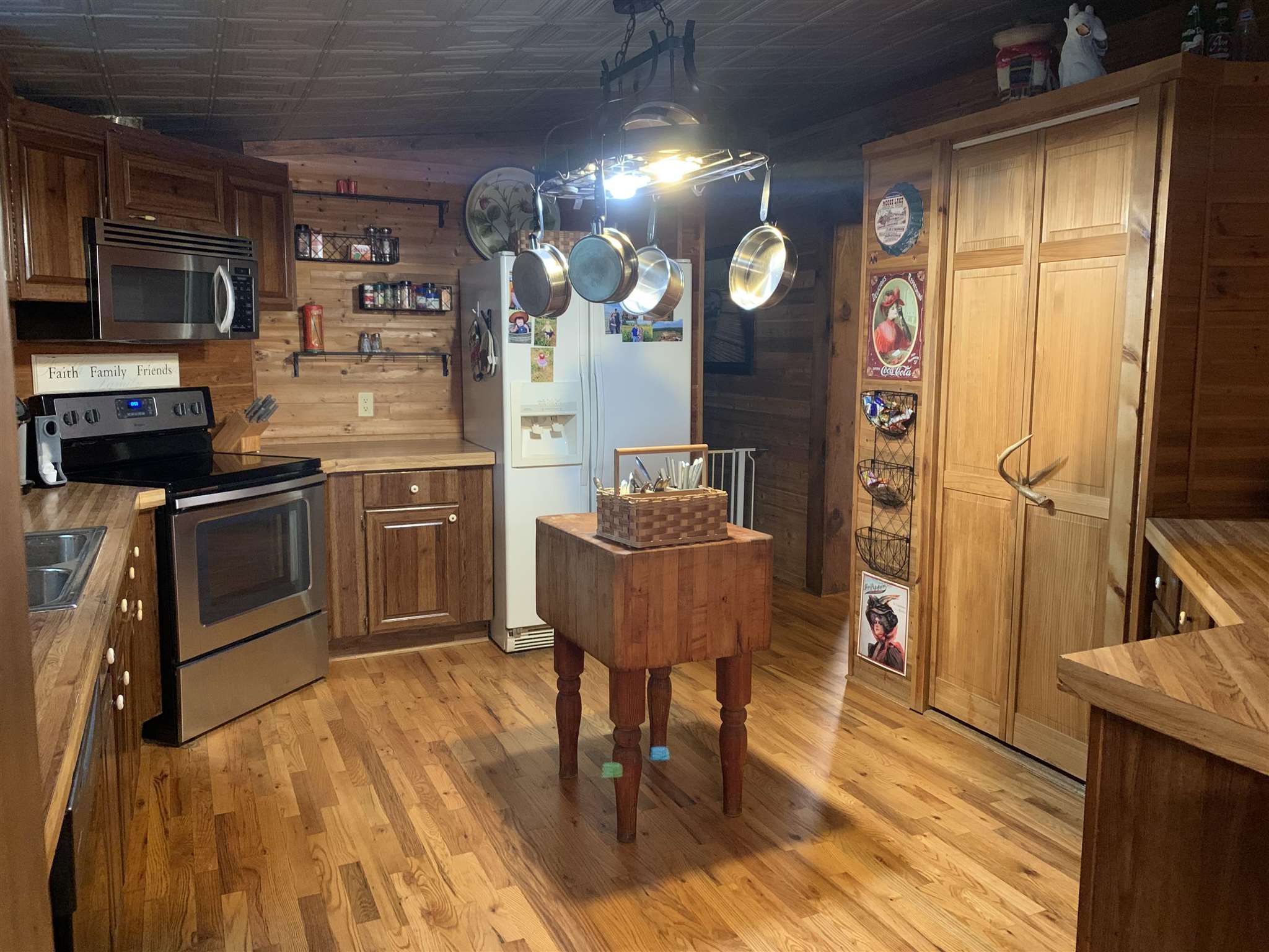 162 Splawn Road Gaffney, SC 29340 - Photo 6 of 22 Kitchen