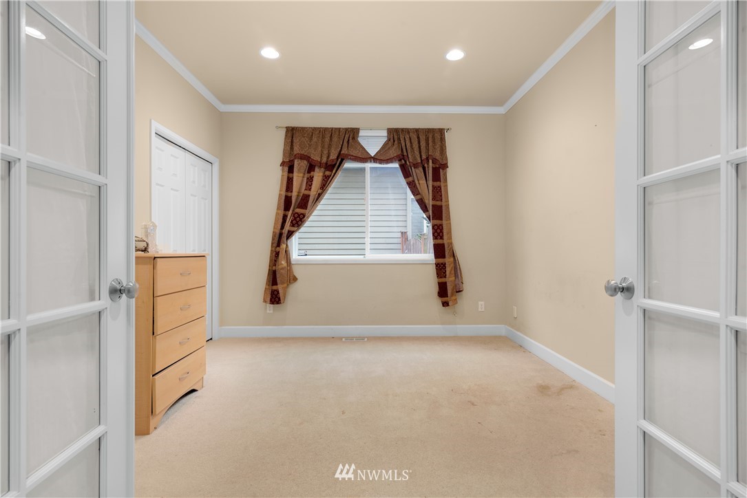 20831 37th Avenue Southeast Bothell, WA 98021 - Photo 12 of 17