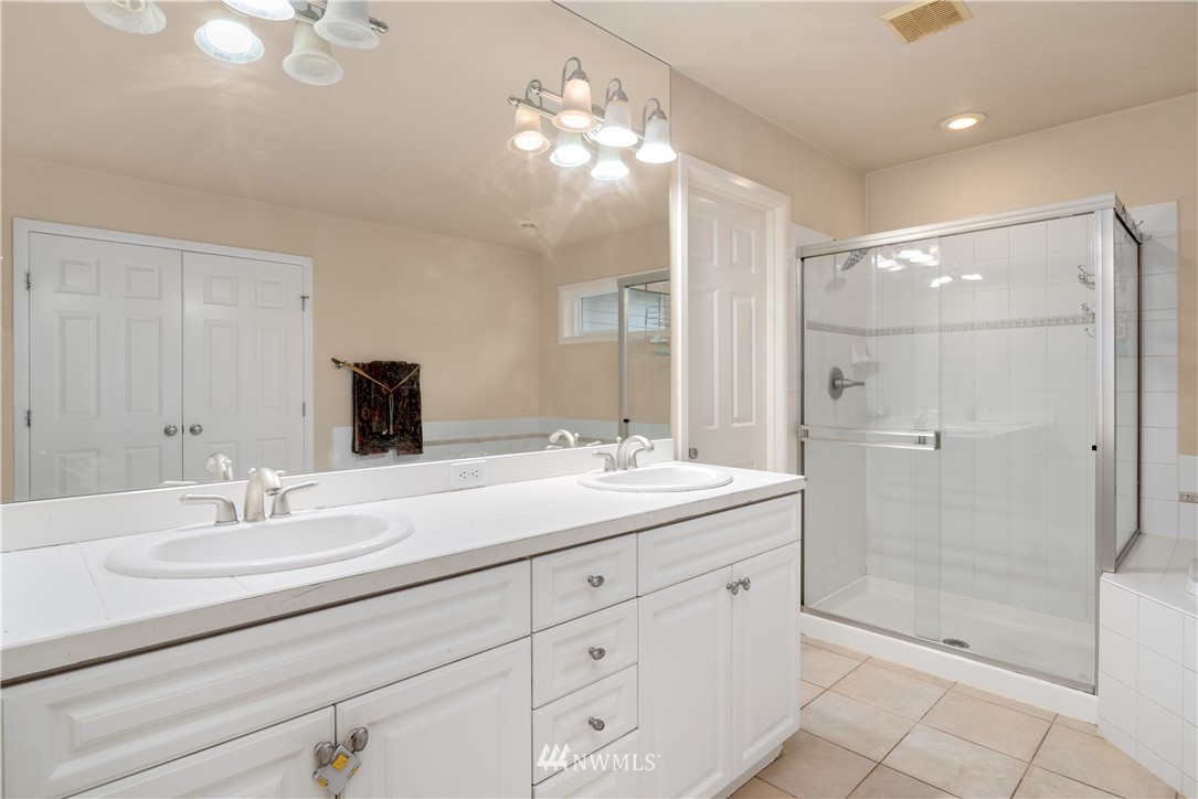 20831 37th Avenue Southeast Bothell, WA 98021 - Photo 16 of 17