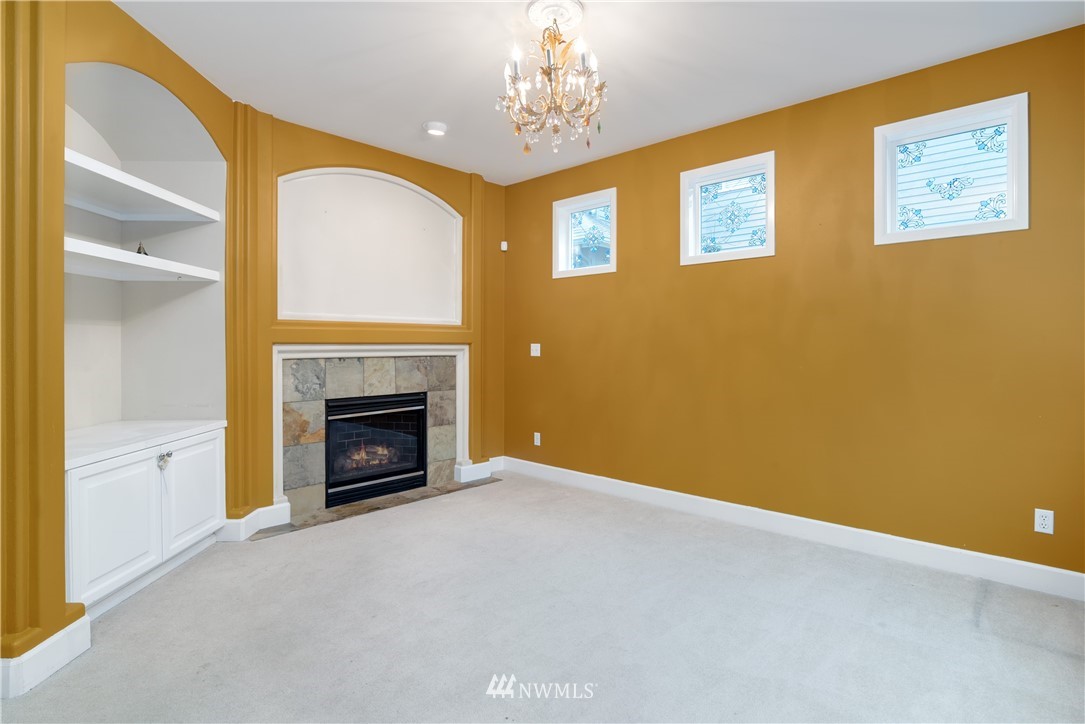 20831 37th Avenue Southeast Bothell, WA 98021 - Photo 9 of 17