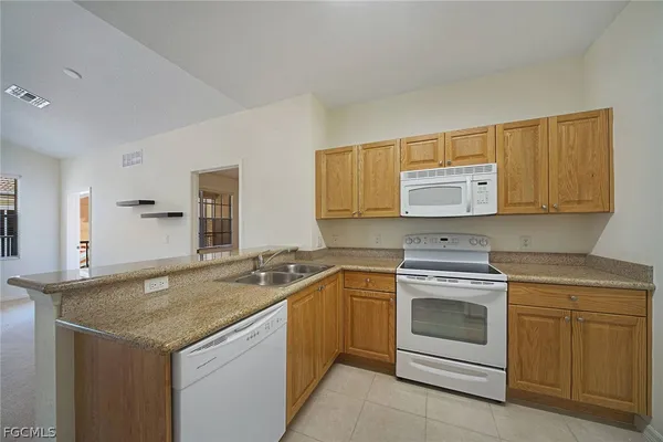 $1,450 | 1757 Concordia Lake Circle, Unit 3405, Cape Coral, FL 33909