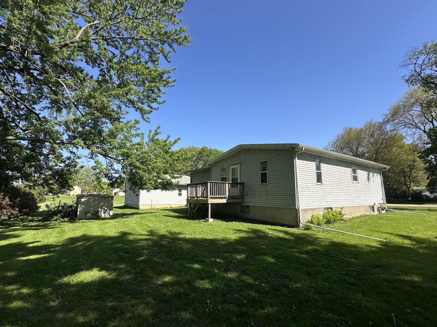 1610 West 9th Street Sterling, IL 61081 - Photo 6 of 19