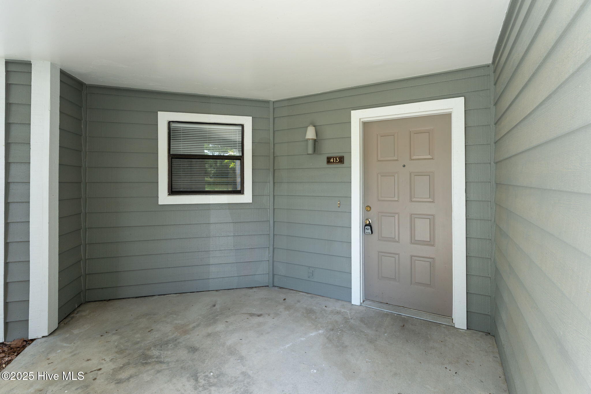 732 Azalea Drive, Unit 413 Hampstead, NC 28443 - Photo 3 of 52