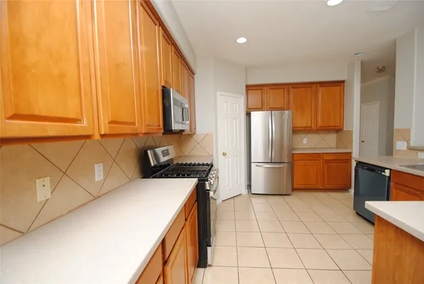 $2,700 | 1115 Oxford Mills Lane, Sugar Land, TX 77479