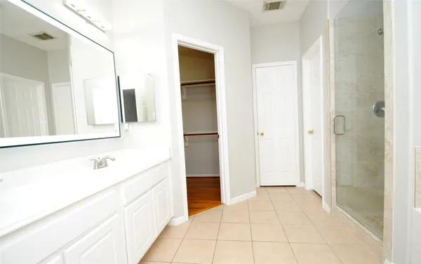 $2,700 | 1115 Oxford Mills Lane, Sugar Land, TX 77479