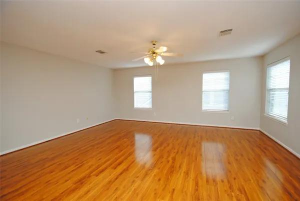 $2,700 | 1115 Oxford Mills Lane, Sugar Land, TX 77479