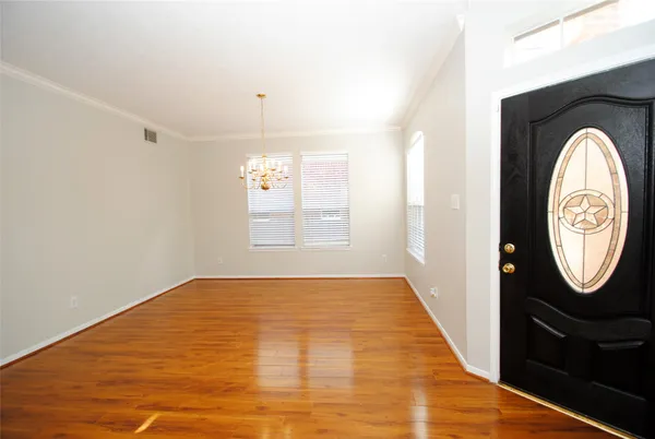 $2,700 | 1115 Oxford Mills Lane, Sugar Land, TX 77479