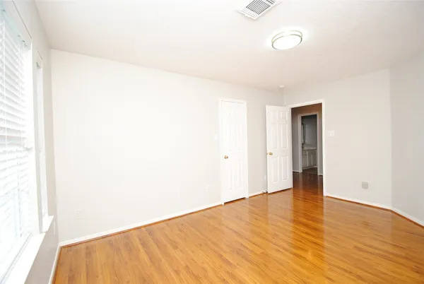 $2,700 | 1115 Oxford Mills Lane, Sugar Land, TX 77479