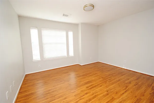 $2,700 | 1115 Oxford Mills Lane, Sugar Land, TX 77479