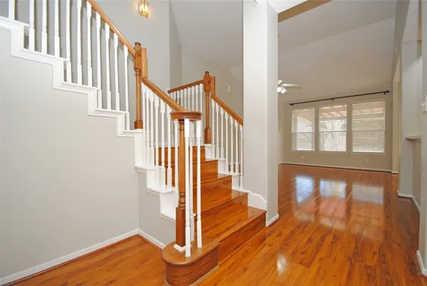 $2,700 | 1115 Oxford Mills Lane, Sugar Land, TX 77479