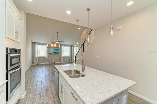 $2,900 | 11607 Brookside Drive, Bradenton, FL 34211