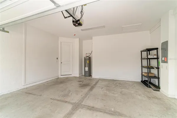 $2,900 | 11607 Brookside Drive, Bradenton, FL 34211