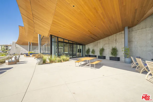 $629,000 | 27409 Journey Place, Unit 205, Valencia, CA 91381