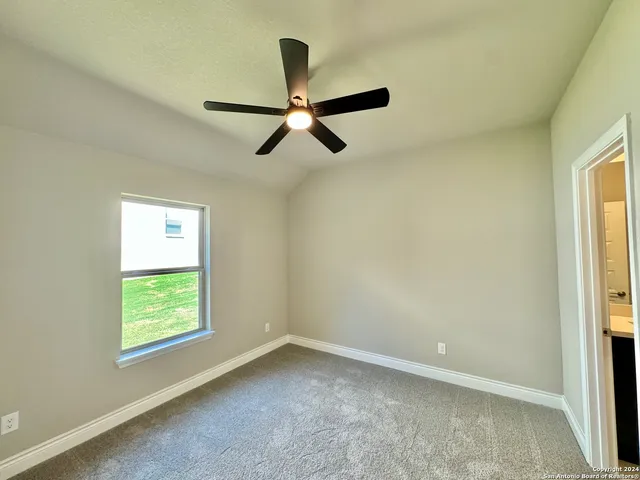 $3,995 | 211 Corazon, Boerne, TX 78006