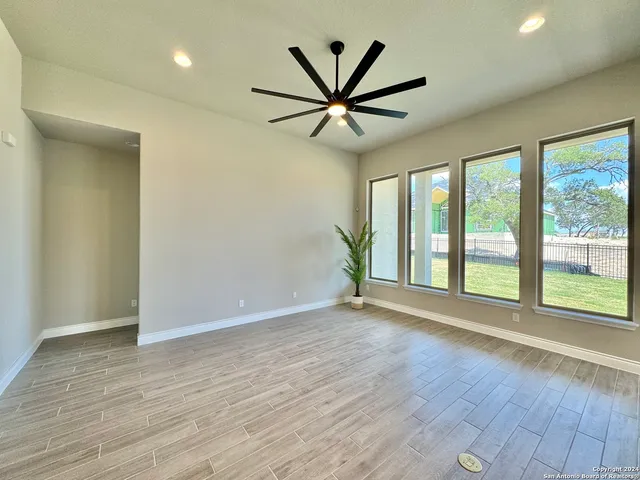 $3,995 | 211 Corazon, Boerne, TX 78006