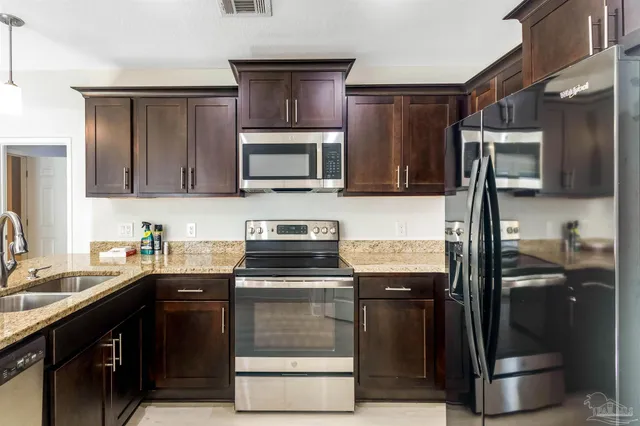 $1,650 | 8702 Doris Avenue, Pensacola, FL 32534