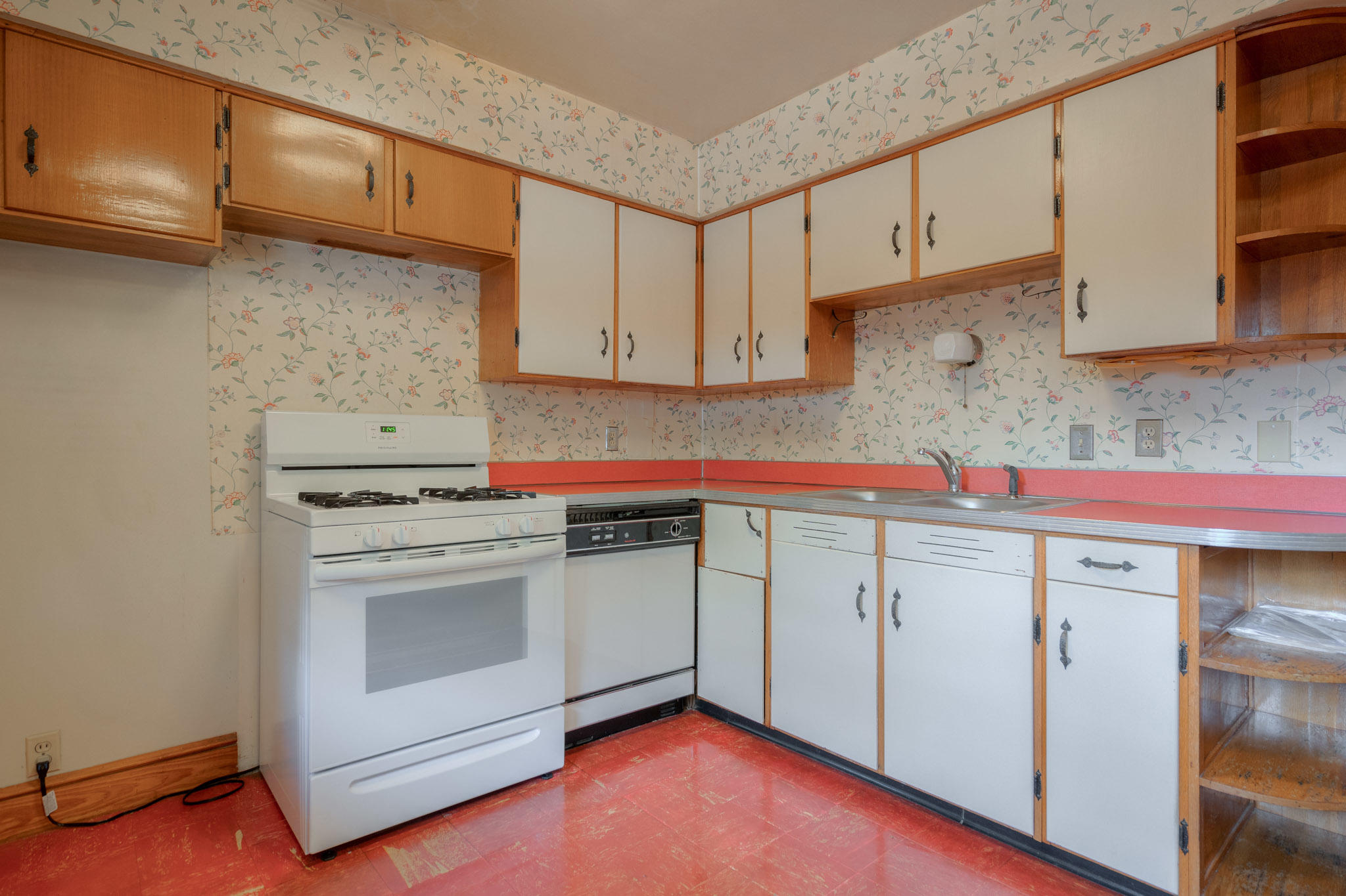 6033 Belspring Road Radford, VA 24141 - Photo 23 of 48 6033_BelspringRd_Web-24
