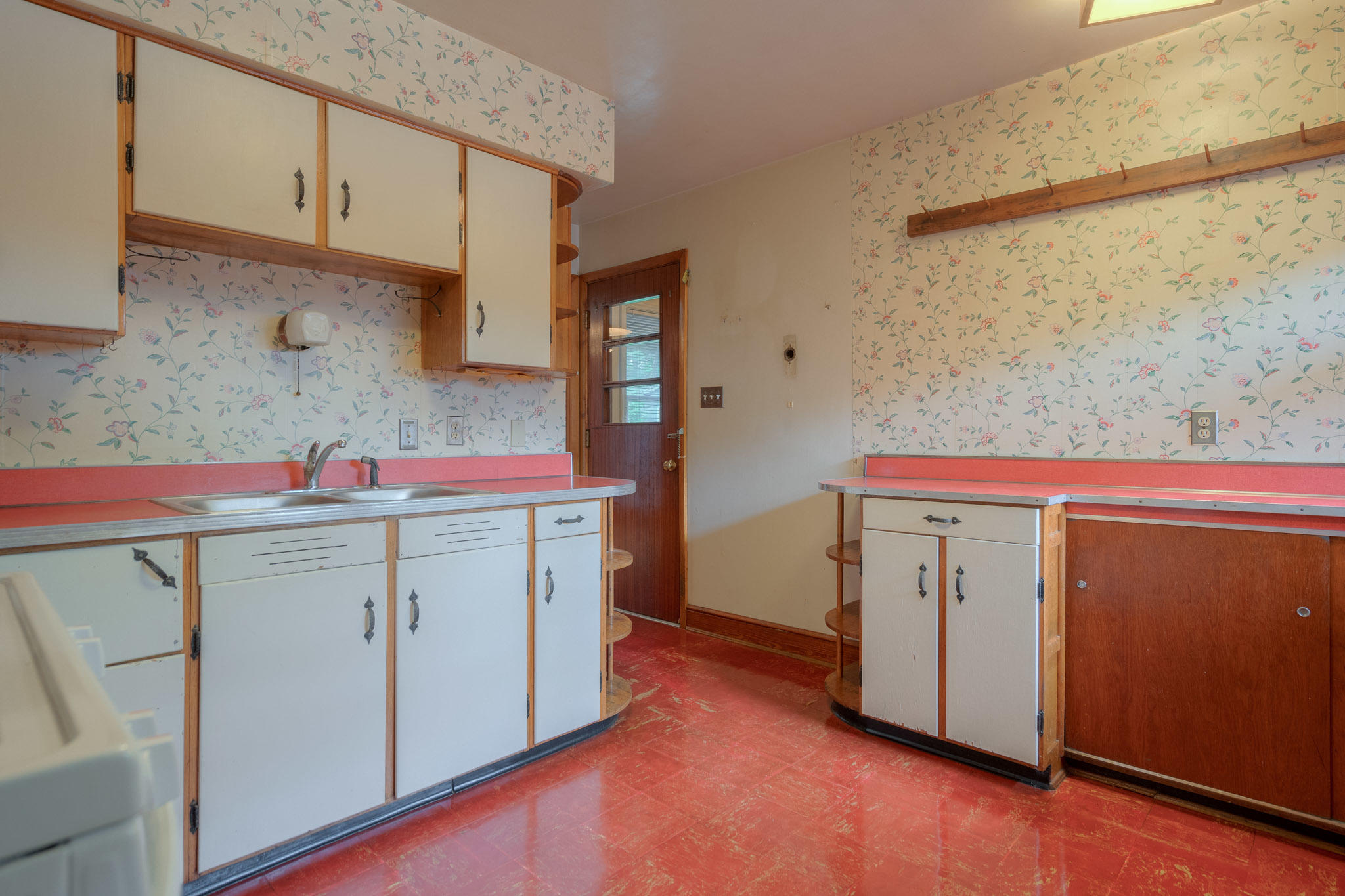 6033 Belspring Road Radford, VA 24141 - Photo 24 of 48 6033_BelspringRd_Web-25