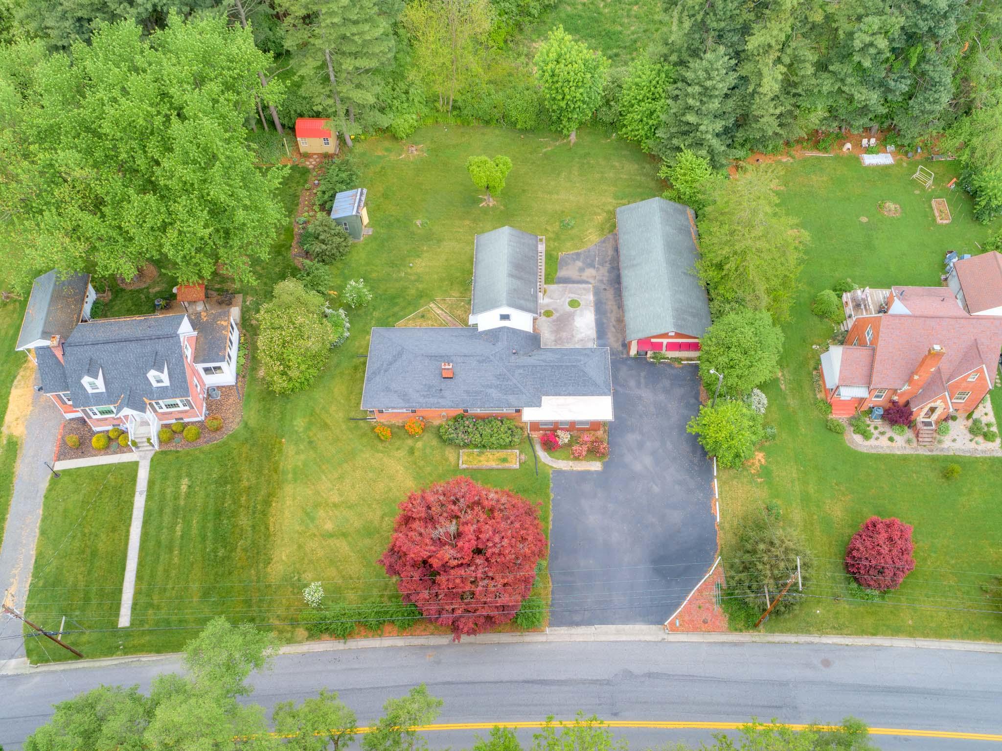6033 Belspring Road Radford, VA 24141 - Photo 42 of 48 6033_BelspringRd_Drone_Web-2