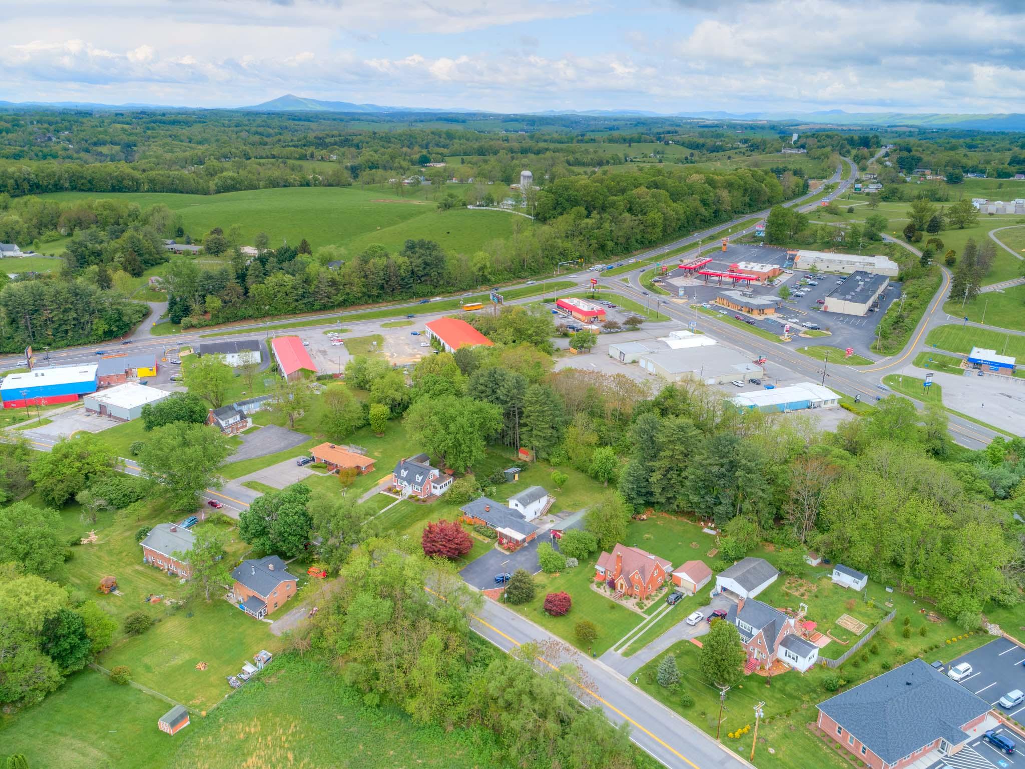 6033 Belspring Road Radford, VA 24141 - Photo 48 of 48 6033_BelspringRd_Drone_Web-9