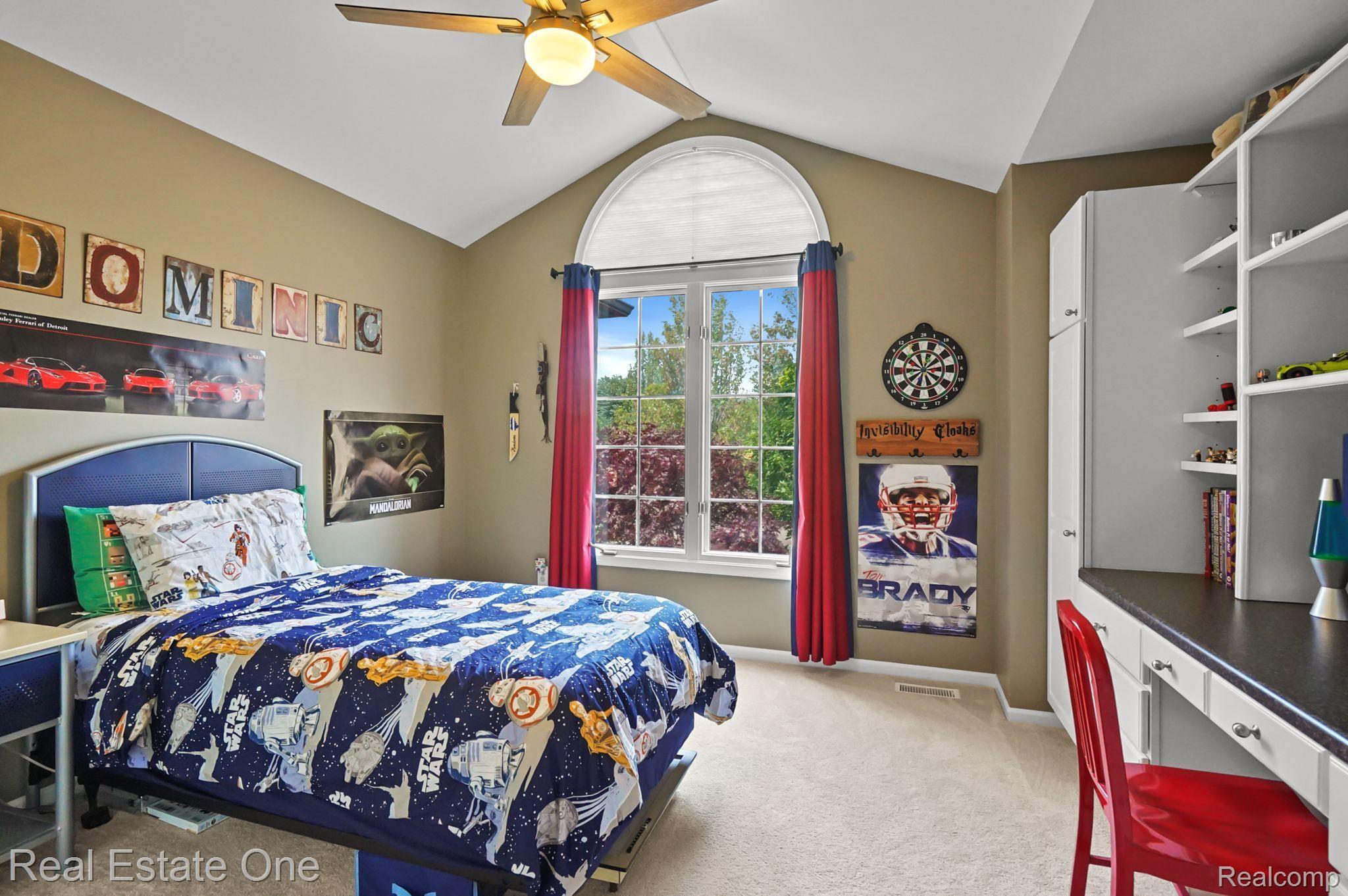 406 Wedington Court Rochester, MI 48307 - Photo 40 of 66 Gallery Image 40