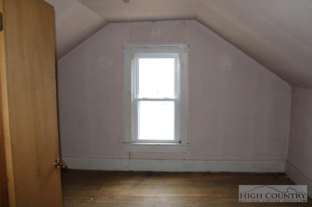 1437 Roe Hunt Road Laurel Springs, NC 28644 - Photo 3 of 12 Gallery Image 3